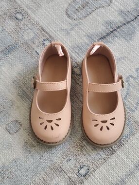 Old Navy Toddler Girls Bamboo Pink Mary Jane Shoes Sz7